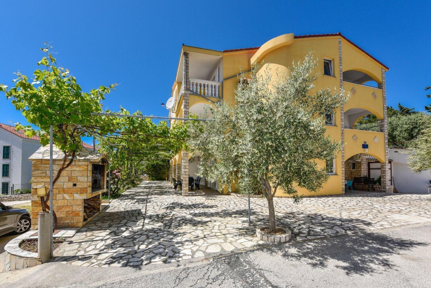 Apartments Mark - 200 M From Sea Novalja Dış mekan fotoğraf